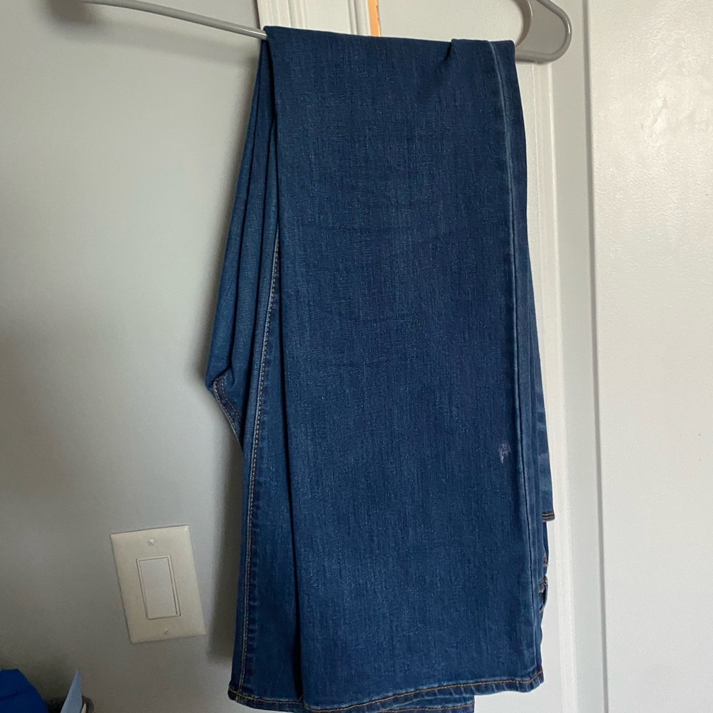 Jeans - Picture 2 of 3